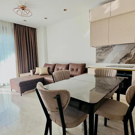 Liga6768 посуточная аренда 2-комнатной квартиры в комплексе со зоной 150 м от пляжа, тосмур * Alanya