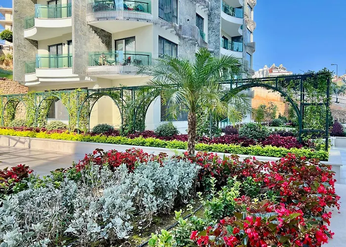 Liga6768 посуточная аренда 2-комнатной квартиры в комплексе со зоной 150 м от пляжа, тосмур Apartamento *