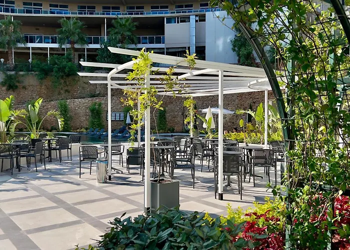 Liga6768 посуточная аренда 2-комнатной квартиры в комплексе со зоной 150 м от пляжа, тосмур